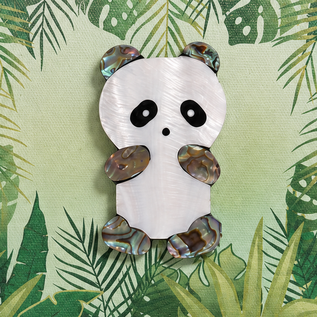 Close-up of the natural shell details on the panda